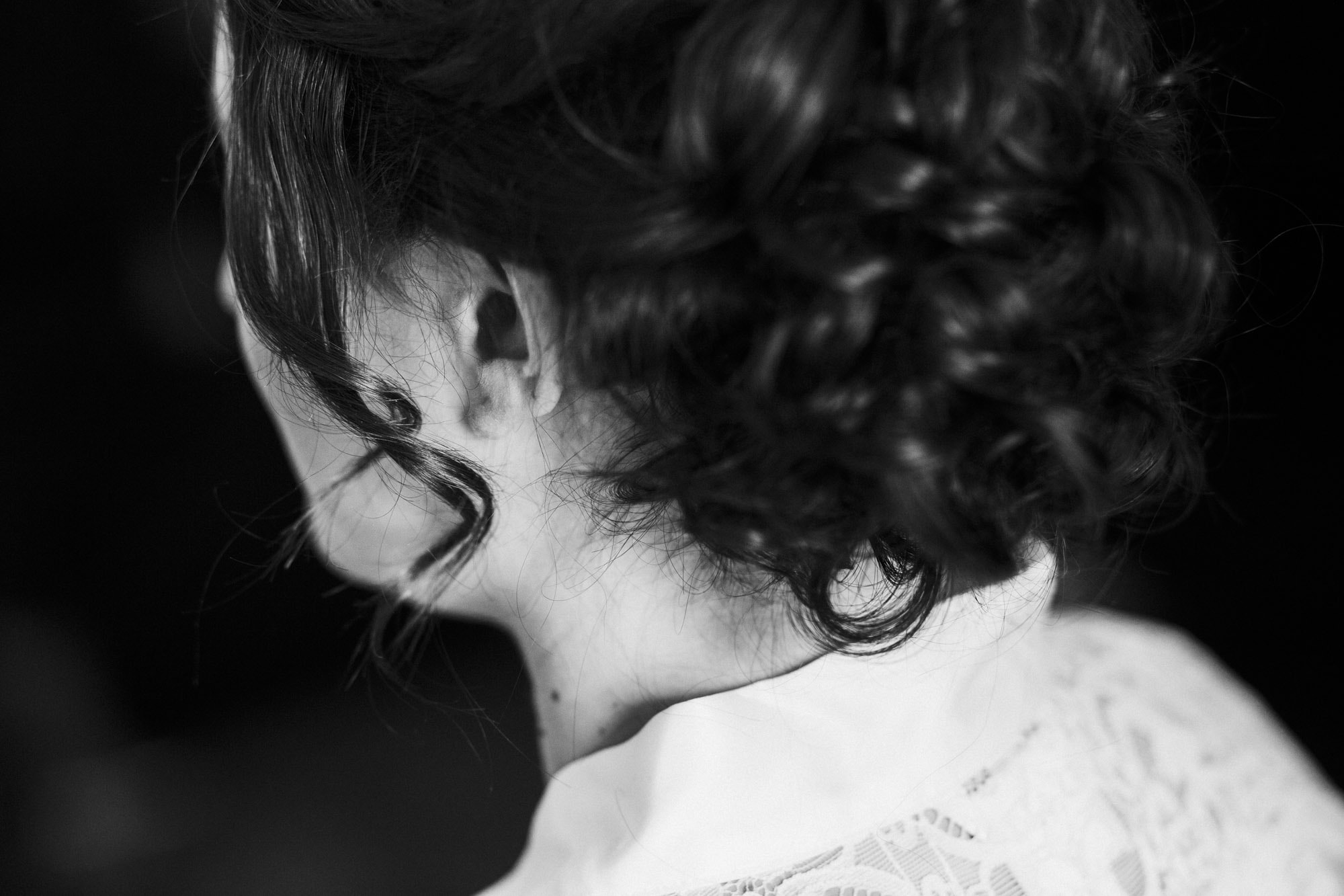 close up of brides hair
