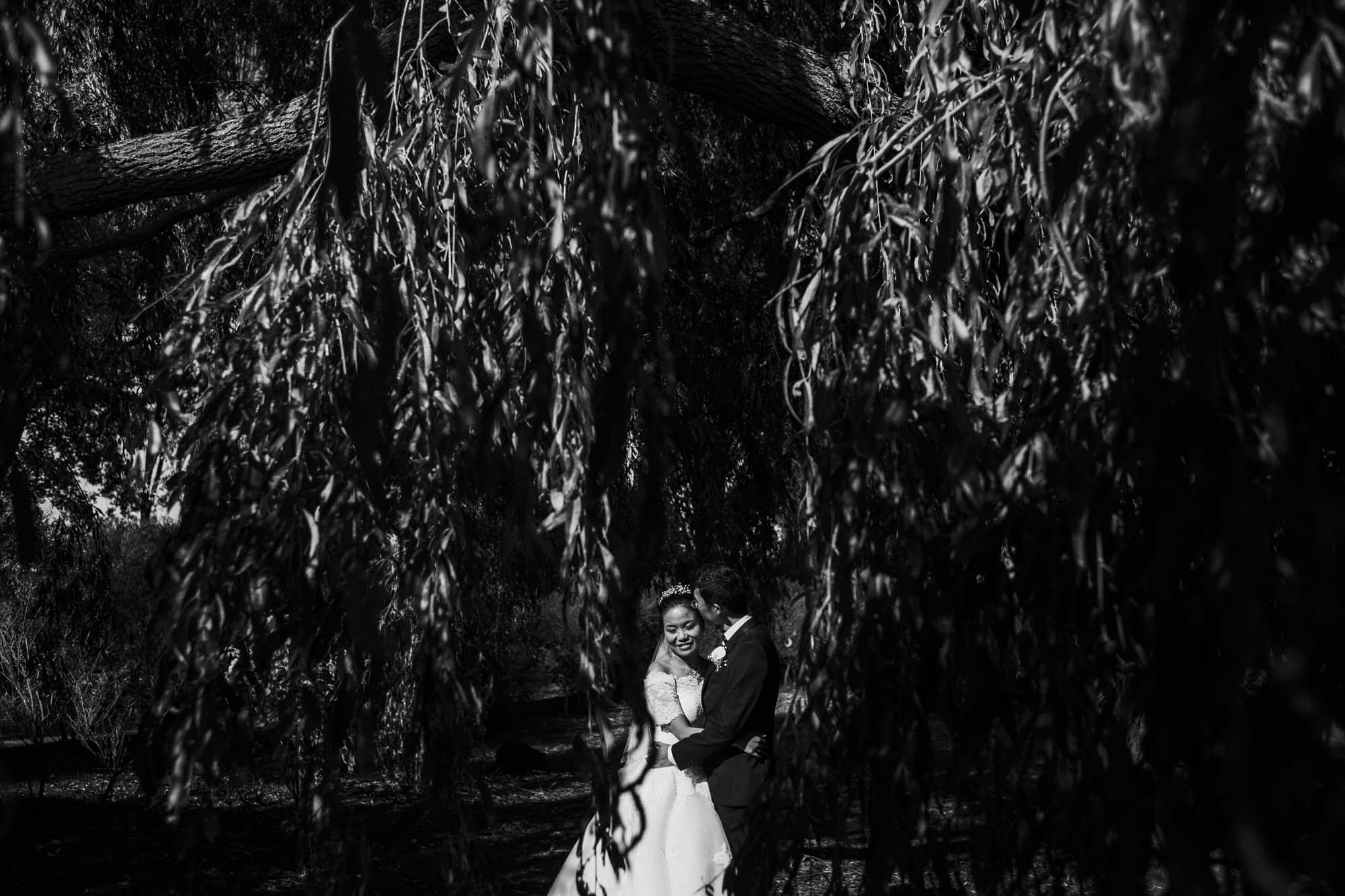 wedding photography shoot willen lake milton keynes