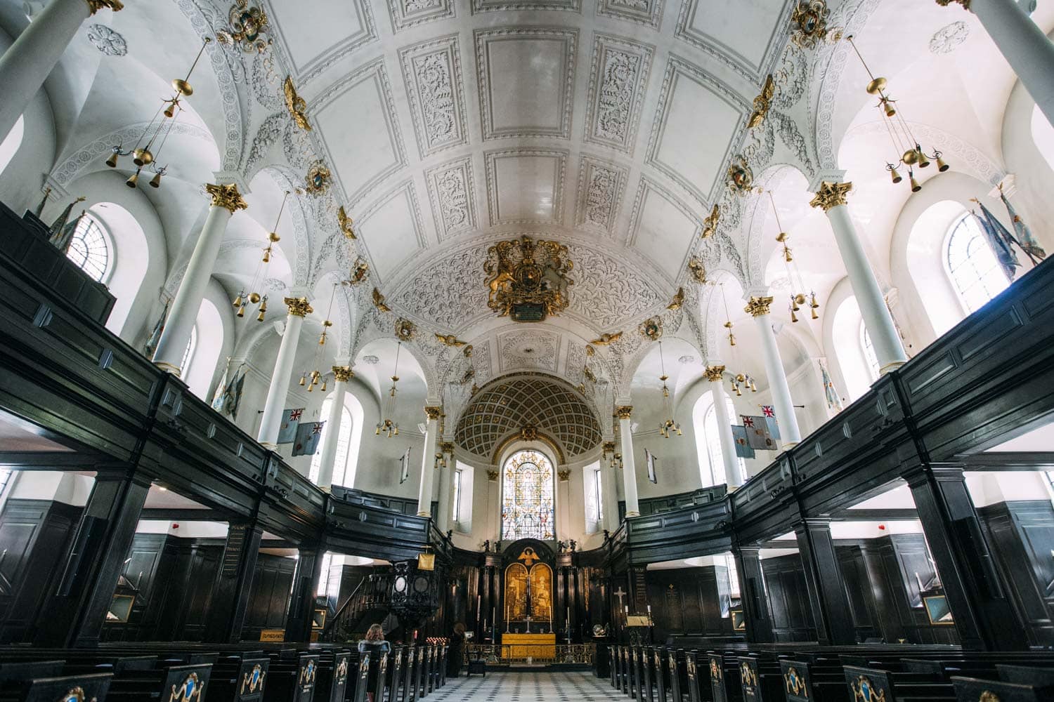 st clement danes church