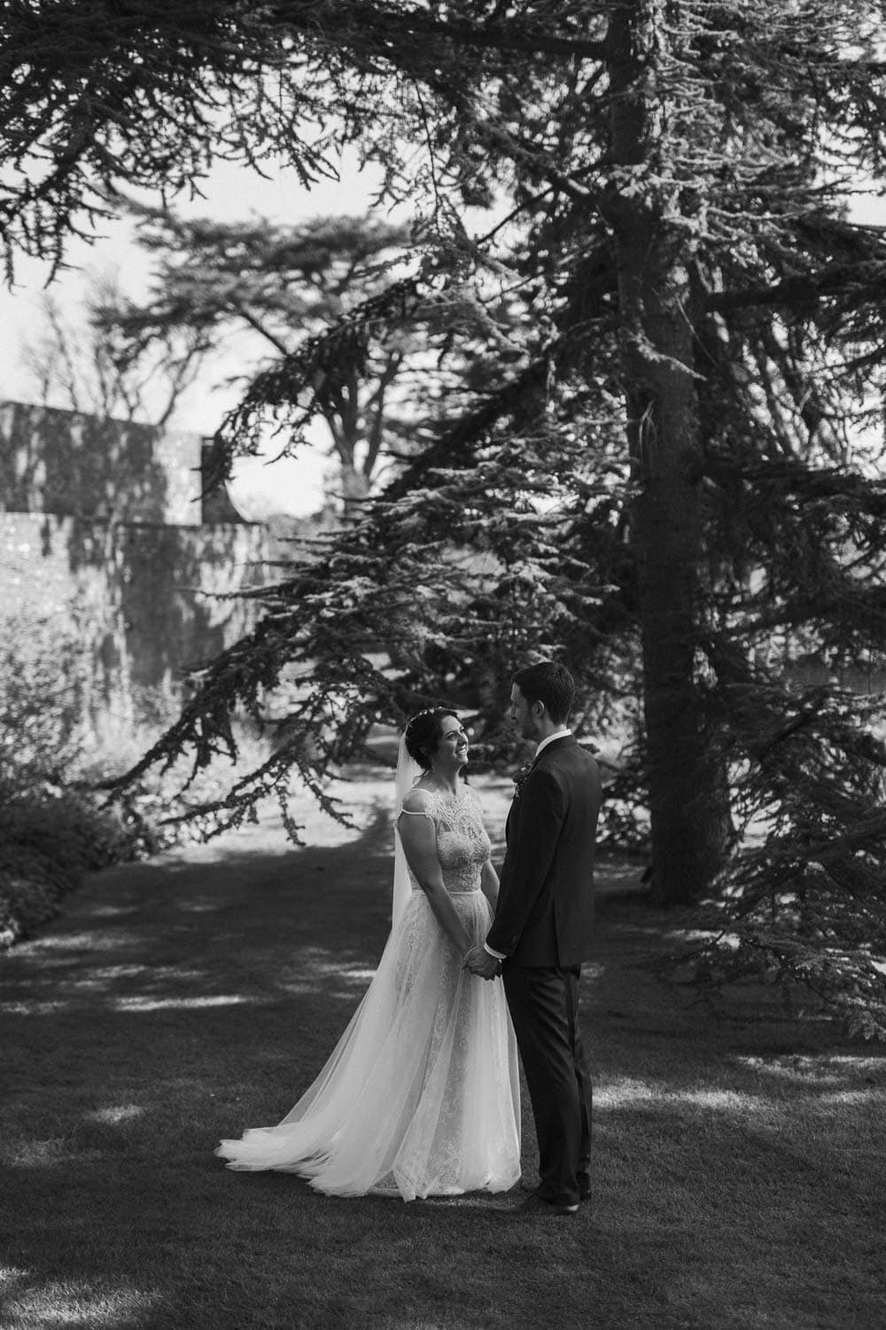 farnham-castle-wedding-photographer