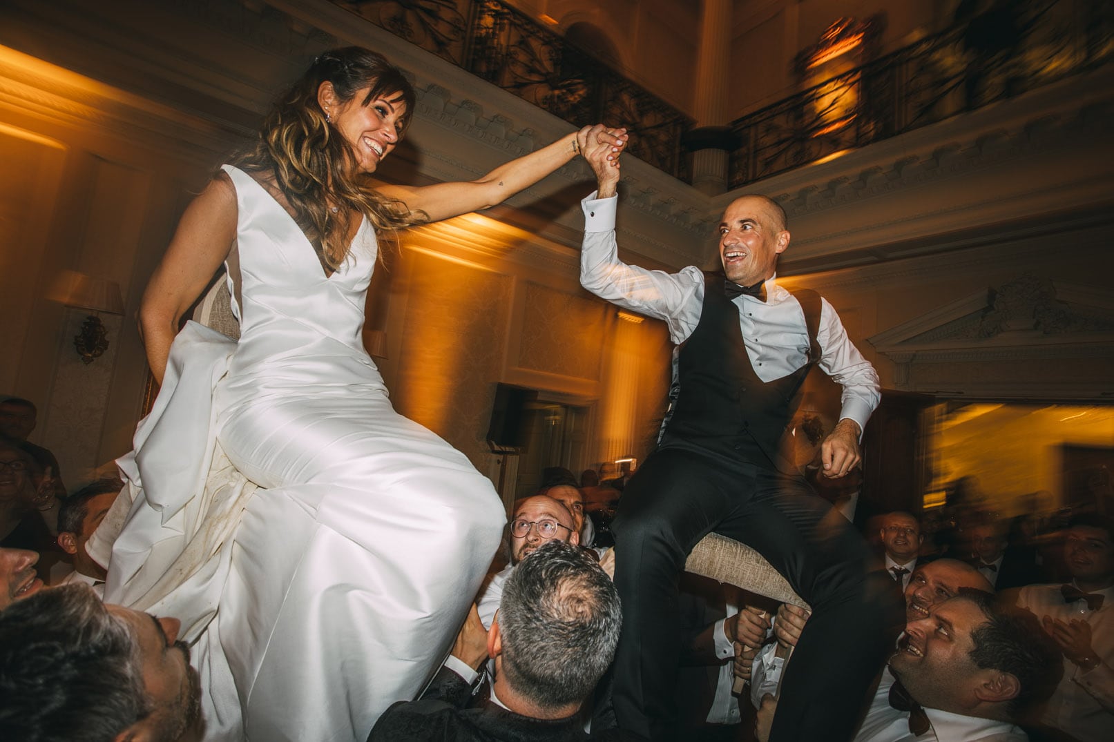israeli dancing jewsih wedding at hedsor house